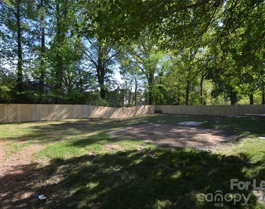 1422 Thermal Road - Photo Thumbnail 39