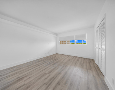 3151 S Palm Aire Drive - Photo Thumbnail 19