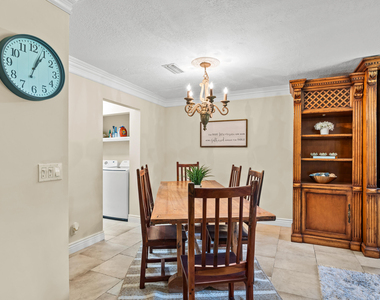 12196 Sag Harbor Court - Photo Thumbnail 6