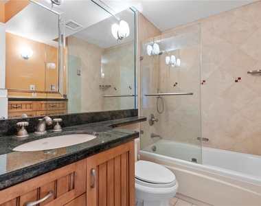 2881 Ne 33rd Court - Photo Thumbnail 18