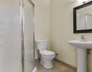 14965 Oatland Court - Photo Thumbnail 18