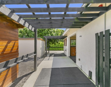 14965 Oatland Court - Photo Thumbnail 11