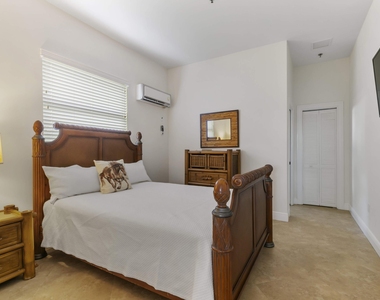 14965 Oatland Court - Photo Thumbnail 14