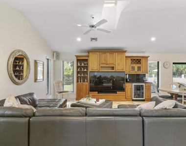 14965 Oatland Court - Photo Thumbnail 14