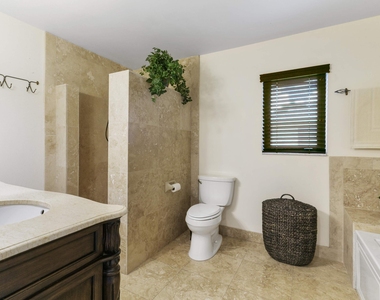 14965 Oatland Court - Photo Thumbnail 23