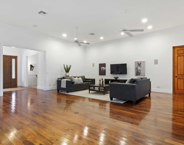 1321 Pelham Road - Photo Thumbnail 12