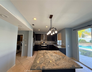 768 Valdosta - Photo Thumbnail 9