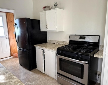 7429 Hesperia - Photo Thumbnail 5