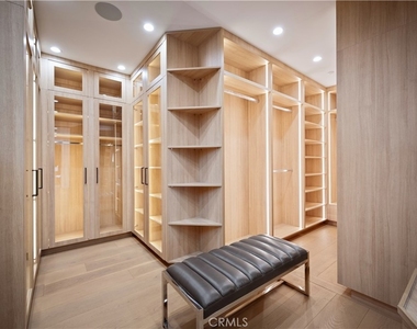 5244 Tampa Ave - Photo Thumbnail 40