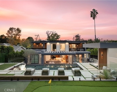 5244 Tampa Ave - Photo Thumbnail 3
