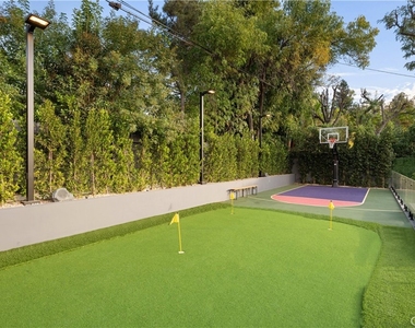 5244 Tampa Ave - Photo Thumbnail 61