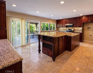 17631 Mapes Avenue - Photo Thumbnail 4