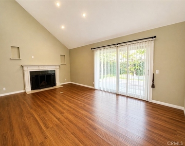 17631 Mapes Avenue - Photo Thumbnail 7