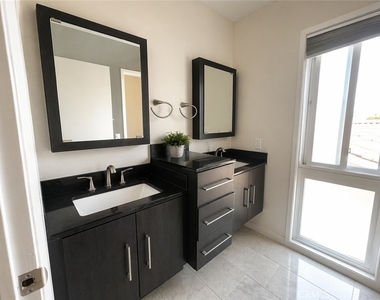 17631 Mapes Avenue - Photo Thumbnail 5