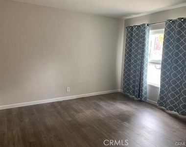 1809 4th Street - Photo Thumbnail 1