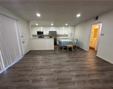 12350 Del Amo - Photo Thumbnail 5