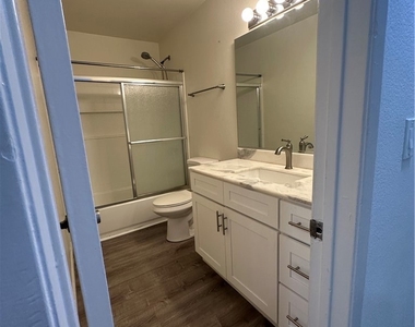 12350 Del Amo - Photo Thumbnail 16