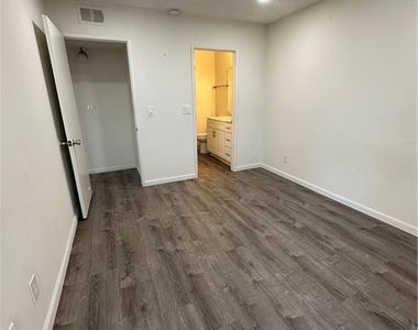 12350 Del Amo - Photo Thumbnail 17