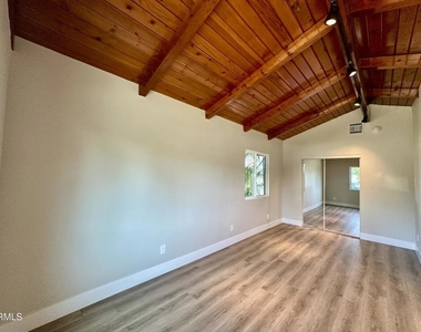 16744 Ludlow Street - Photo Thumbnail 19