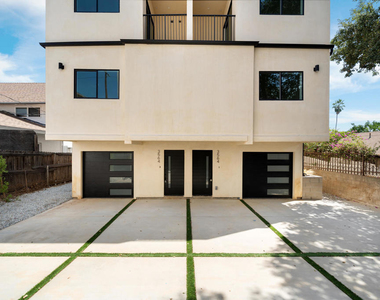 3564 N Eagle Rock Boulevard - Photo Thumbnail 39