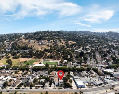 3564 N Eagle Rock Boulevard - Photo Thumbnail 34