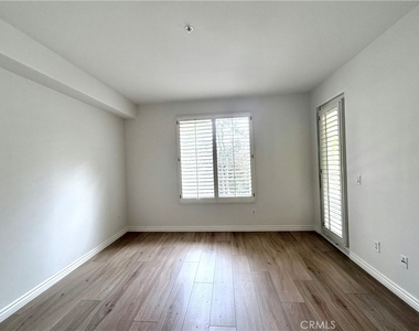 2243 Martin - Photo Thumbnail 17