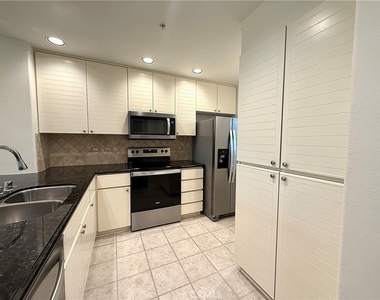 2243 Martin - Photo Thumbnail 10
