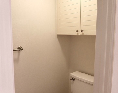 2243 Martin - Photo Thumbnail 23