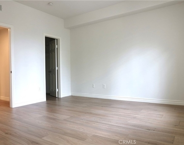 2243 Martin - Photo Thumbnail 18