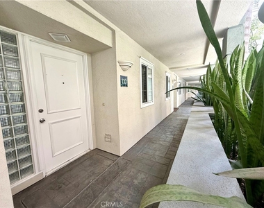 2243 Martin - Photo Thumbnail 1