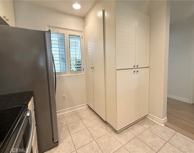 2243 Martin - Photo Thumbnail 12