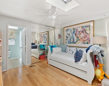 436 Fernleaf Avenue - Photo Thumbnail 11