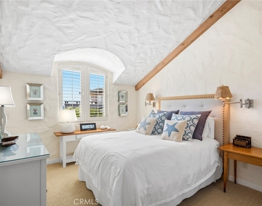 203 Crescent Bay Drive - Photo Thumbnail 33