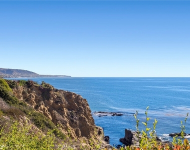203 Crescent Bay Drive - Photo Thumbnail 9
