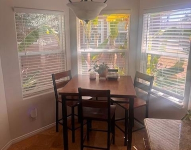1610 Upas Street - Photo Thumbnail 6