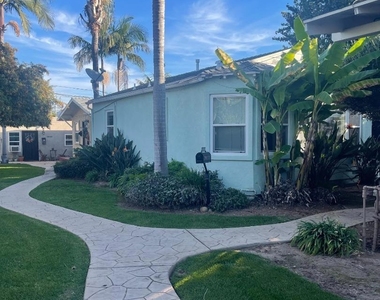 1610 Upas Street - Photo Thumbnail 1