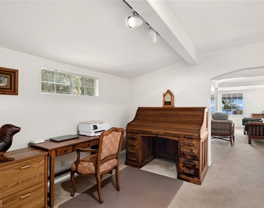 790 Wendt Terrace - Photo Thumbnail 5