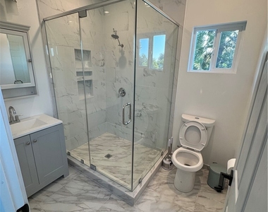 14134 Califa St - Photo Thumbnail 20