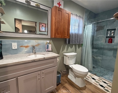 18421 E Cypress - Photo Thumbnail 8