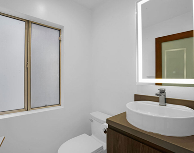 3832 Shannon Road - Photo Thumbnail 44