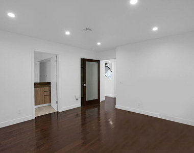 3832 Shannon Road - Photo Thumbnail 40