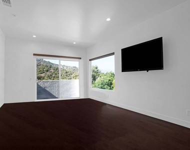 3832 Shannon Road - Photo Thumbnail 24