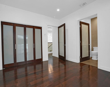 3832 Shannon Road - Photo Thumbnail 34