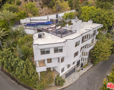 8507 Franklin Avenue - Photo Thumbnail 2