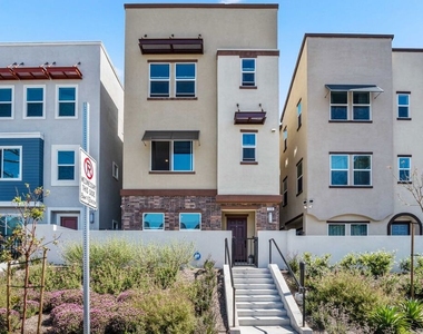 720 Grace Avenue - Photo Thumbnail 38