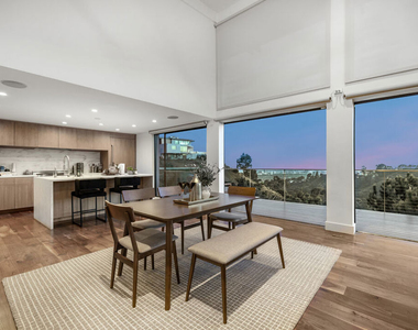 1735 Summitridge Drive - Photo Thumbnail 4