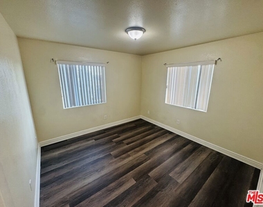 136 W 97th Street - Photo Thumbnail 17