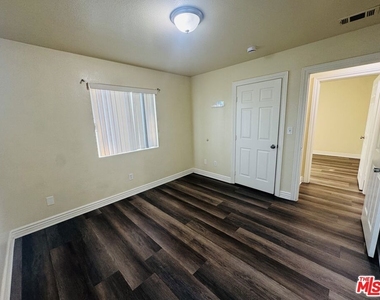 136 W 97th Street - Photo Thumbnail 19