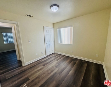 136 W 97th Street - Photo Thumbnail 21