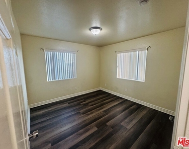 136 W 97th Street - Photo Thumbnail 18